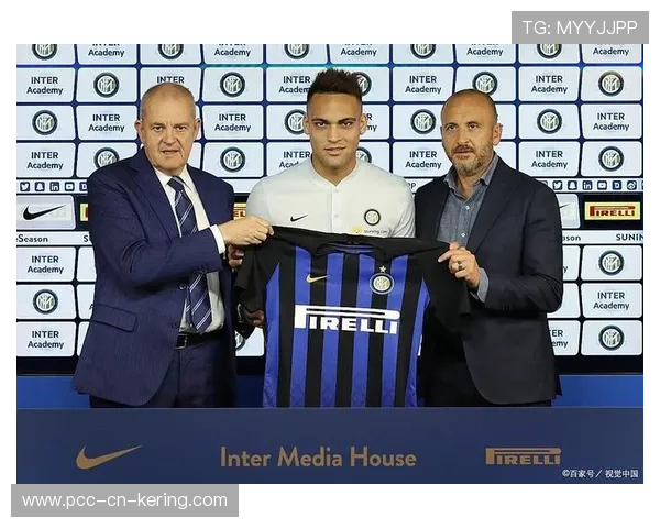 国米劳塔罗一条龙破门点燃看台 国米劳塔罗一条龙破门点燃看台